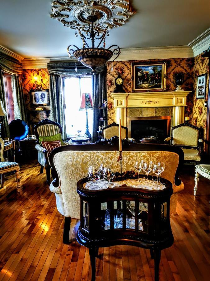 Auberge J.A Moisan Québec Kültér fotó