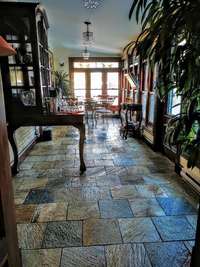 Auberge J.A Moisan Québec Kültér fotó